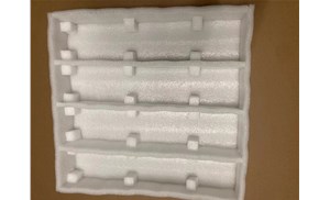 【珍珠棉】異形切割機對技術(shù)要求相當高——蕪湖榮鴻